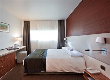 Hotel Mercure Paris Orly Tech Airport